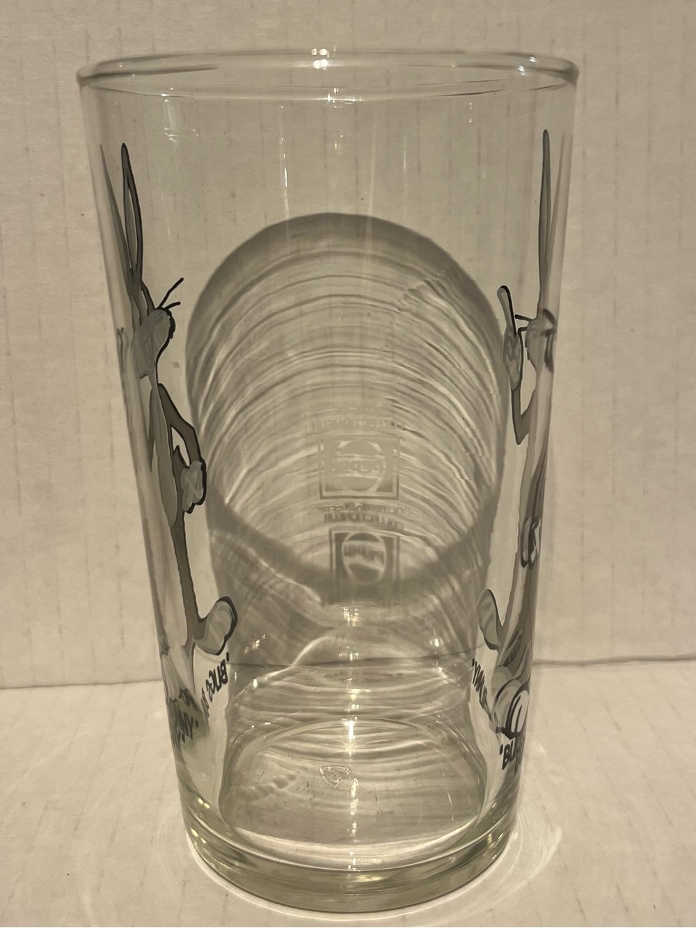 Vintage 1973 Pepsi Collector Series glass featuring Bugs Bunny from Warner Bros. - Picture 4 of 7